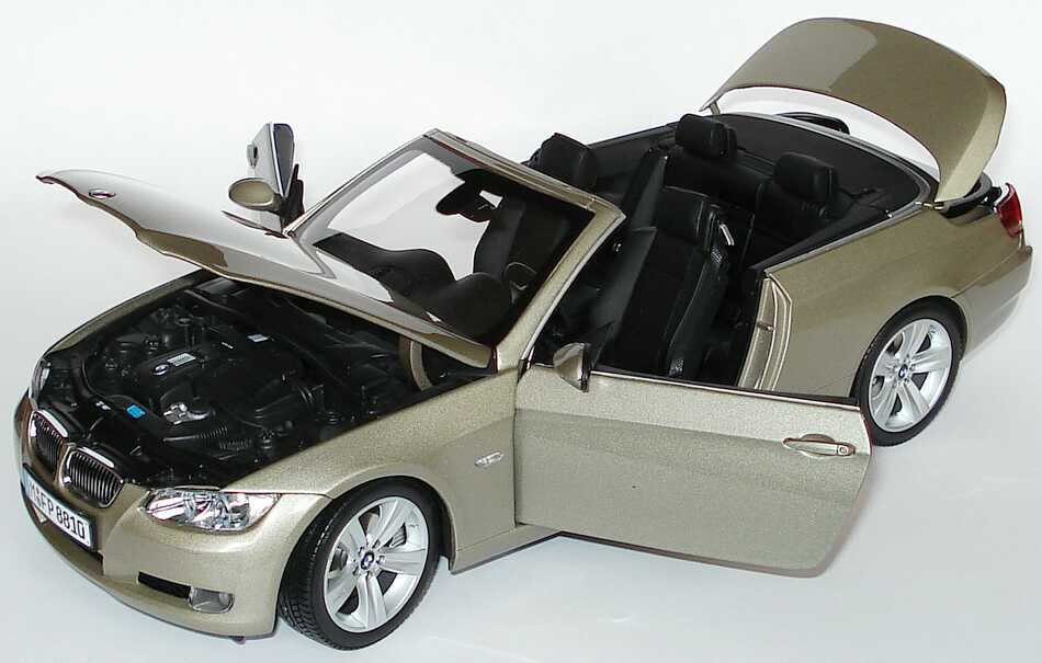 Miniature BMW Série 3 Cabriolet E93 – Édition Collector 1:18