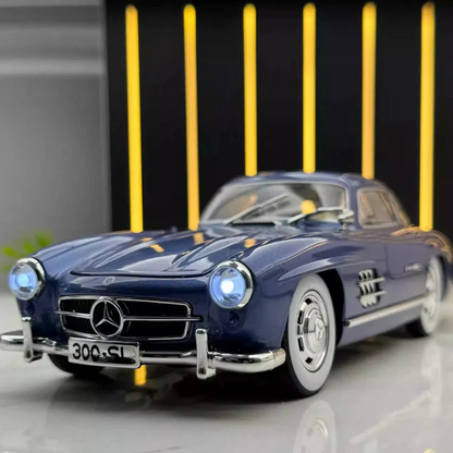Miniature Mercedes 300sl – Puissance et Luxe à l’Ivoirienne.